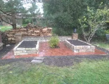 patio retaining wall combo